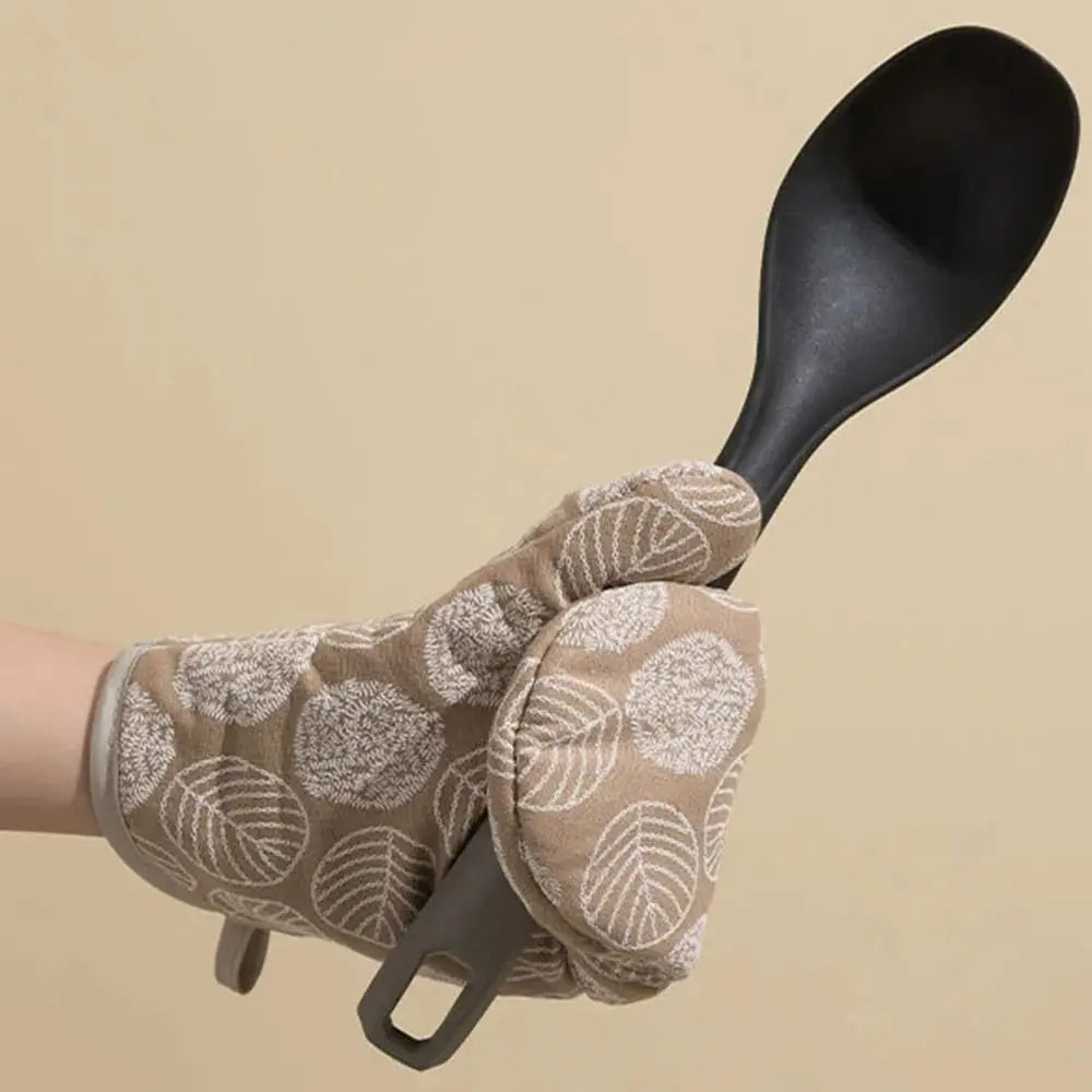 Padded Microwave Gloves, Kitchen Mitts for Dishes and Trays, 26 x 13 cm