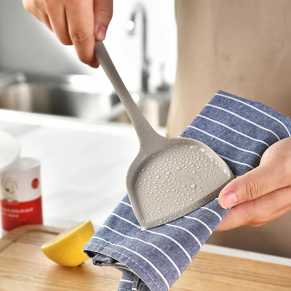 15-Piece Silicone Cooking Utensil Set, Turner, Spatula and Spoons