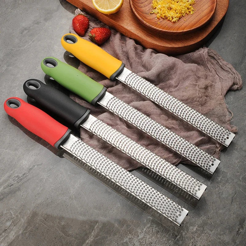 Stainless Steel Cheese Grater and Lemon Zester with Cover
